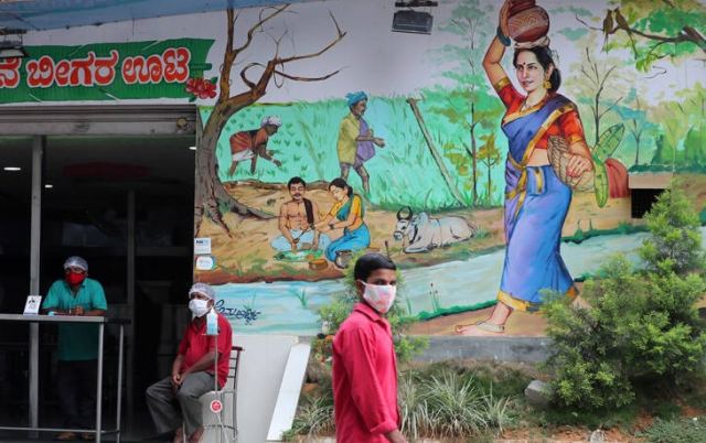 Ρεκόρ νέων κρουσμάτων κορωνοϊού στην Ινδία – 26.506 μέσα σε μία μέρα