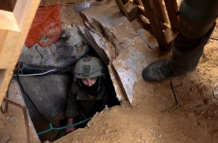 Ο στρατός του Ισραήλ έχει «ξετρυπώσει» 800 φρεάτια από σήραγγες της Χαμάς στη Γάζα