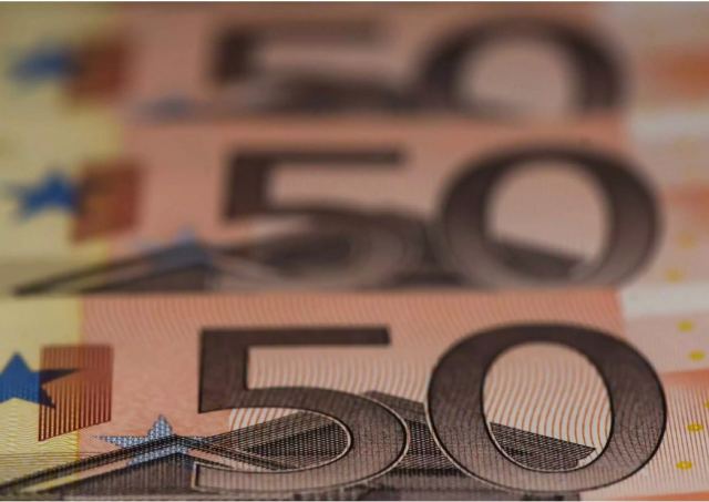 Επίδομα 800 ευρώ: Ποιοι και πώς το δικαιούνται – Ποιοι «πονηροί» εξαιρούνται