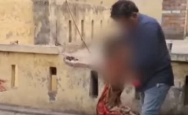 Εικόνες φρίκης: Άντρας-δυνάστης κρατούσε κλεισμένη τη γυναίκα του στην τουαλέτα για 1,5 χρόνο