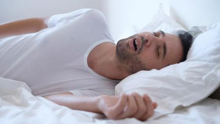 Ύπνος: Πόσες ώρες πρέπει να κοιμάστε για να μην αρρωσταίνετε