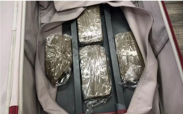 Μύκονος: Ναρκωτικά σε βαλίτσα 38χρονου – Αστυνομική επιχείρηση θρίλερ