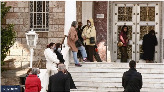 Στο ΣτΕ η Εκκλησία της Ελλάδος: Ζητά να ακυρωθούν τα έκτακτα μέτρα ενάντια στον κορωνοϊό στους ναούς
