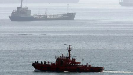 Σύγκρουση φορτηγού πλοίου με αλιευτικό ανοιχτά του Αγ. Ευστρατίου