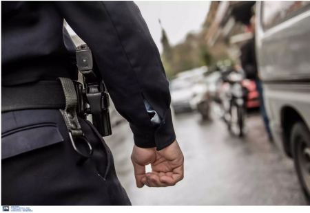 Χανιά: Σε διαθεσιμότητα ο 53χρονος αξιωματικός της αστυνομίας και ο ειδικός φρουρός για τους εκβιασμούς