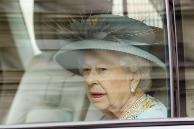 Ελισάβετ: Πώς τίμησε η Βασίλισσα τη μνήμη του Φιλίππου που θα γινόταν σήμερα 100 ετών