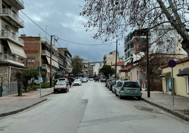 Τελικά, ποιος φταίει για το μποτιλιάρισμα στην οδό Αθηνών;