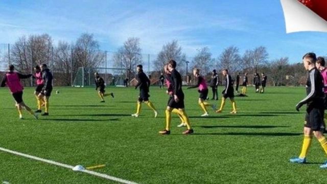 Σουηδία: Χωρίς τεστ για τον κορωνοϊό επιστρέφουν στα γήπεδα οι ποδοσφαιριστές - Πώς θα... αυτοαξιολογούνται