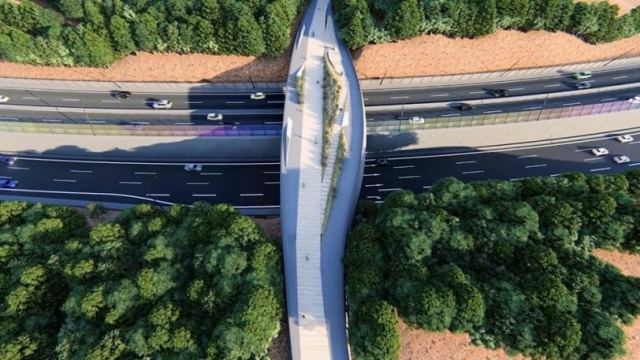 Θεσσαλονίκη: Ο Καραμανλής παρουσίασε «ιπτάμενο» αυτοκινητόδρομο που θα είναι έτοιμος το 2026