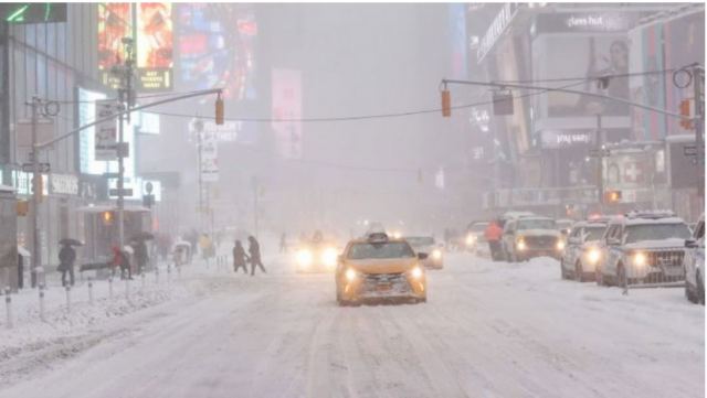 Κύμα σφοδρού χιονιά αναμένεται να πλήξει τη Νέα Υόρκη - Σε επιφυλακή οι Αρχές