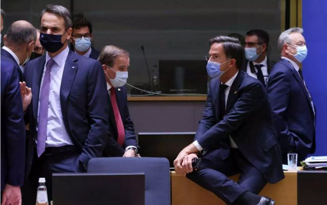 Σύνοδος Κορυφής: Αθήνα και Λευκωσία καταγγέλλουν τις απειλές και τις προκλήσεις της Τουρκίας