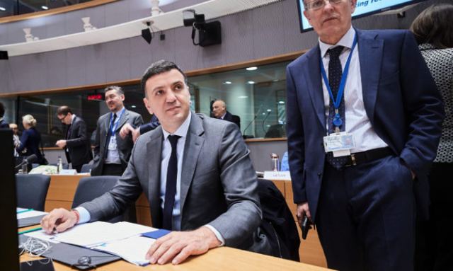 Κικίλιας στο Συμβούλιο Υπουργών Υγείας της ΕΕ: “Να εμπιστευόμαστε τους επιστήμονες κι όχι τα fake news”