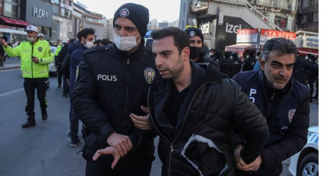 Τουρκία: Η μετωπική σύγκρουση του Ερντογάν με τη νεολαία και τους φοιτητές