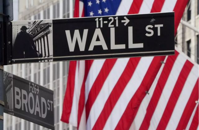 Ανοδικό “ξέσπασμα” στην Wall Street