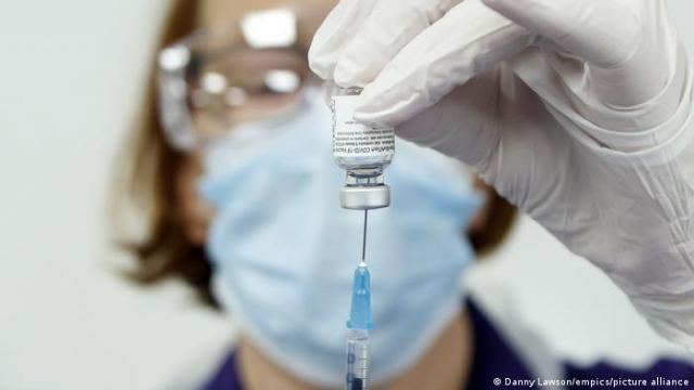 Υπουργείο Υγείας: Αναστολή εμβολιασμών σε Αττική και Εύβοια την Τετάρτη - Τι θα γίνει με τα ραντεβού