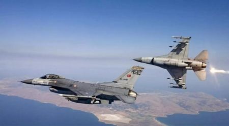 Προκλήσεις δίχως τέλος: 30 παραβιάσεις από F-16 και UAV στο Αιγαίο