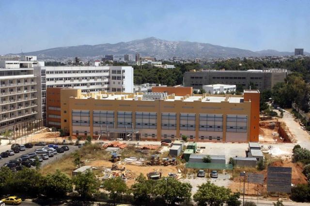 Κορωνοϊός: Μυστήριο με τα 11 κρούσματα στο 401 Στρατιωτικό Νοσοκομείο Αθηνών