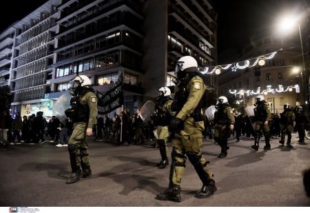 Ένταση σε Αθήνα και Θεσσαλονίκη μετά το πέρας της πορείας για τον Αλέξη Γρηγορόπουλο