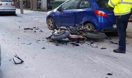Σκοτώθηκε οδηγός μηχανής στο κέντρο της Λάρισας - Δείτε εικόνες