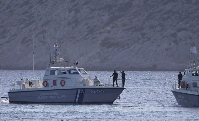 Κρήτη: Σε εξέλιξη επιχείρηση διάσωσης μεταναστών – Έχουν περισυλλέγει σώοι 30