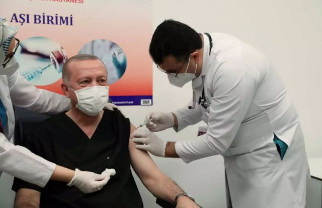 Τουρκία: Πάνω από 500.000 άνθρωποι εμβολιάστηκαν κατά του κορωνοϊού μέσα σε δύο ημέρες
