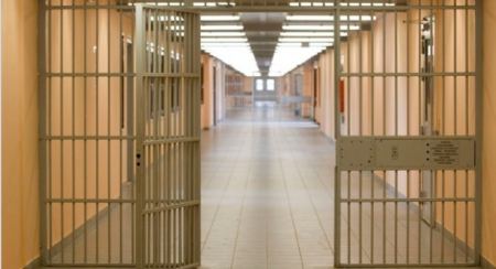 Στην φυλακή δύο κατηγορούμενοι για το κύκλωμα μαστροπείας με θύματα ανήλικες