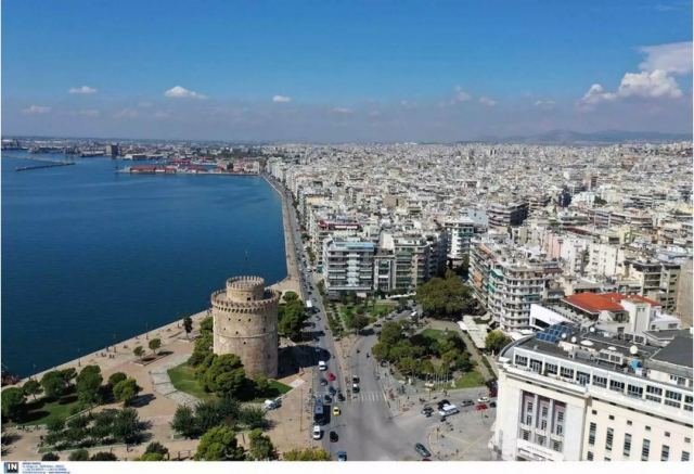 Θεσσαλονίκη: Μια ανάσα από το lockdown – Σχεδόν 11% αυξήθηκαν οι νοσηλείες στη Βόρεια Ελλάδα
