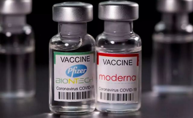 Κορωνοϊός: «Τα εμβόλια mRNA απέτυχαν στην μακροχρόνια προστασία, χρειαζόμαστε καινούργια»