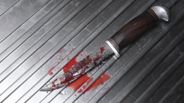 Βγήκαν μαχαίρια στη Δομή στη Θήβα - Ένα άτομο στο Νοσοκομείο