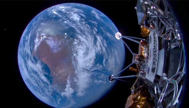 Ο Αμερικανός «Οδυσσέας» πάτησε στο φεγγάρι: Η πρώτη ιστορική προσελήνωση εδώ και 52 χρόνια!