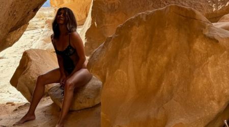 Η αηδιαστική λεπτομέρεια στη σέξι φωτογραφία της Χάλι Μπέρι που εντόπισαν οι θαυμαστές της