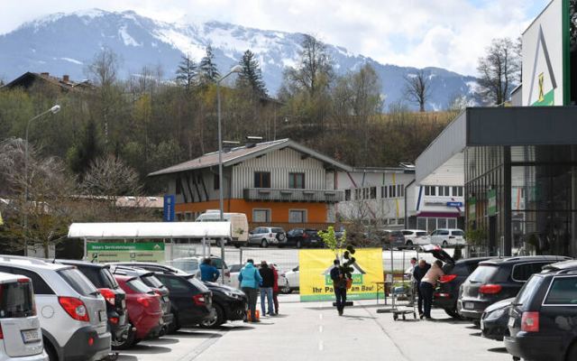 Έρχεται το τέλος για το lockdown στην Αυστρία – Ποια μέτρα παραμένουν και πότε θα ανοίξουν τα καταστήματα