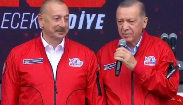 Ερντογάν: Πρώτη δημόσια εμφάνιση του Τούρκου προέδρου μετά το πρόβλημα υγείας του