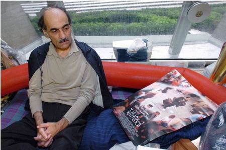 Ο Ιρανός που ενέπνευσε την ταινία «Terminal» πέθανε στο αεροδρόμιο όπου έζησε για... 18 χρόνια!