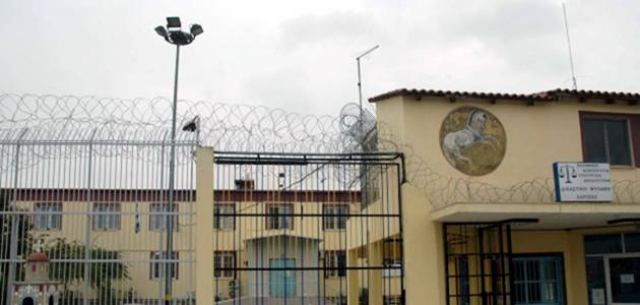 Απαγχονισμένος βρέθηκε κρατούμενος στις φυλακές Λάρισας