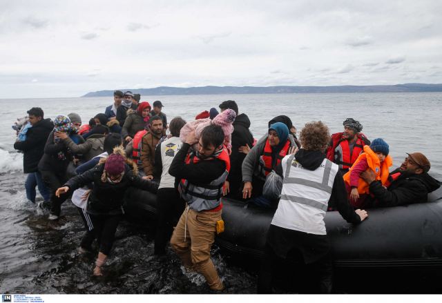 Λέσβος: Έφτασαν 220 πρόσφυγες και μετανάστες με βάρκες
