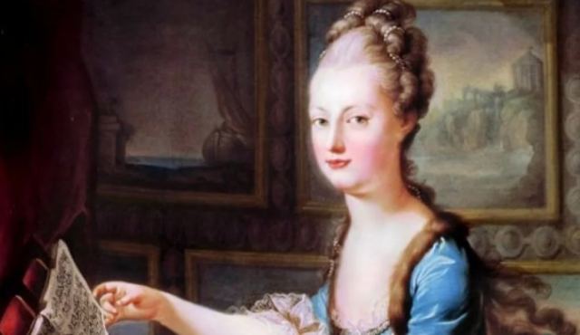 Γαλλία: Στο «σφυρί» έπιπλα της Μαρίας Αντουανέτας για ποσό που αγγίζει έως και 1,4 εκατ. ευρώ!
