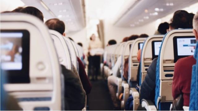 Πτήσεις χωρίς προορισμό - Η απάντηση των αεροπορικών εταιρειών στους περιορισμούς λόγω της πανδημίας