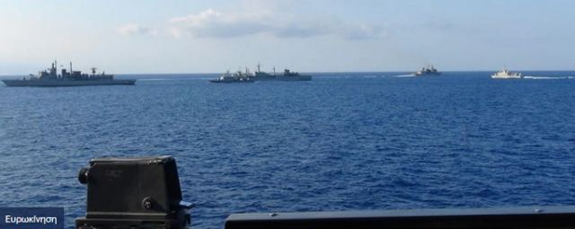 Επικίνδυνος &quot;συνωστισμός&quot; στην Ανατολική Μεσόγειο: Πολεμικά πλοία από Ελλάδα, Τουρκία, Γαλλία, ΗΠΑ και Ρωσία