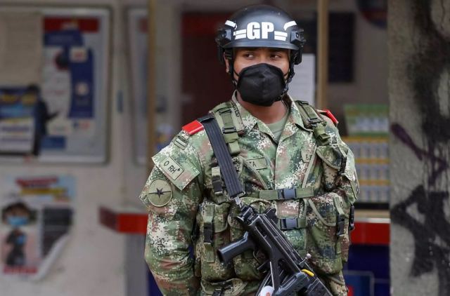 Κολομβία: 5 νεκροί σε αεροπορικό βομβαρδισμό με “φόντο” τη διακίνηση κοκαΐνης