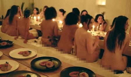 Τα γυμνά δείπνα με άγνωστους vegan που κοστίζουν 88 δολάρια, μια νέα μόδα στις ΗΠΑ