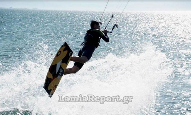 Ράχες: Πήγαμε για  kitesurf στο Φάρο - Δείτε ένα υπέροχο ΒΙΝΤΕΟ