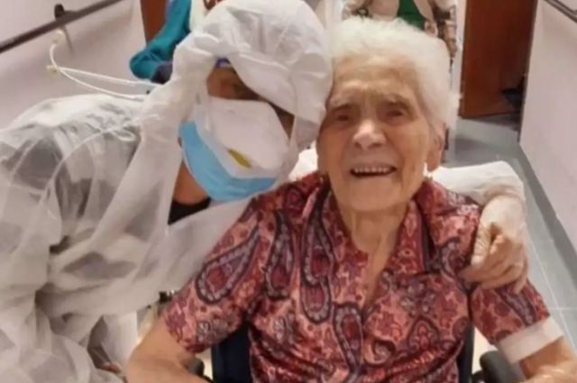 Ιταλία: Γιαγιά 104 ετών επιβίωσε από την ισπανική γρίπη και τον κορωνοϊό!