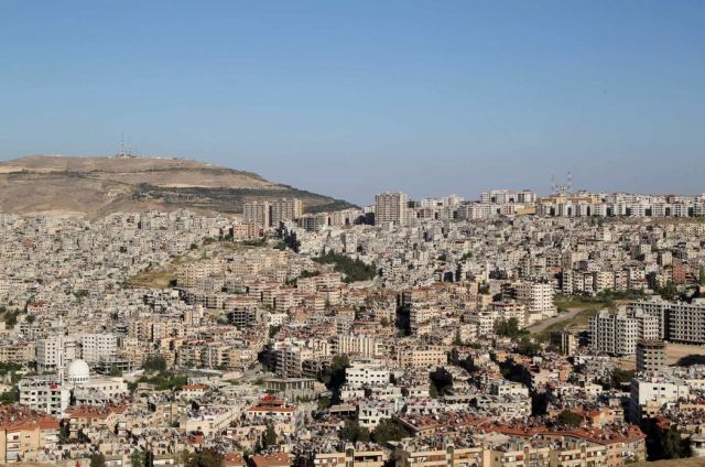 Μπαραζ ισραηλινών βομβαδρσιμών στην Δαμασκό, τουλάχιστον 15 νεκροί - Η στιγμή που πύραυλος χτυπά κτήριο