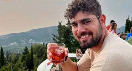 Πέθανε ξαφνικά ο 28χρονος Παντελής Πολυδερόπουλος, αδελφός του γνωστού ηθοποιού