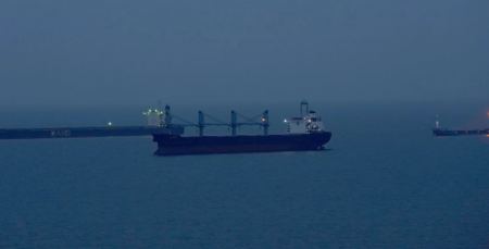 «Μποτιλιάρισμα» στη Μαύρη Θάλασσα: 20 δεξαμενόπλοια κάνουν ουρά για να περάσουν το Στενό του Βοσπόρου
