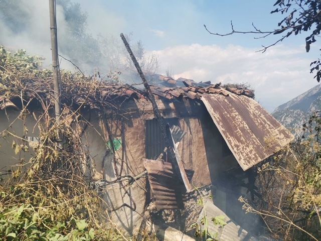 Τραγωδία στα Άγραφα: Κάηκε ζωντανός μέσα στο σπίτι του