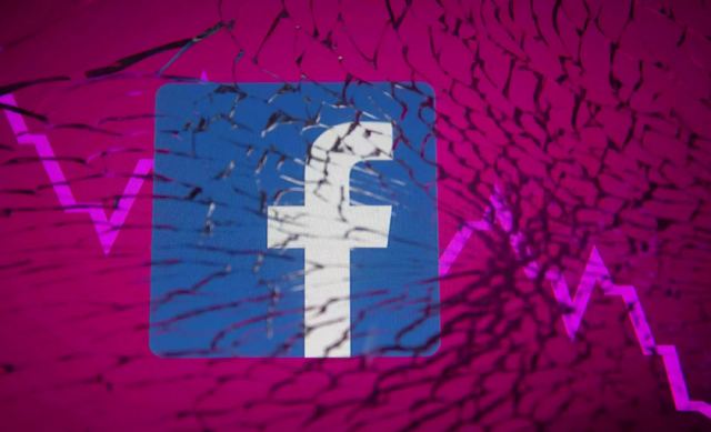 Facebook: Νέα προβλήματα λειτουργίας