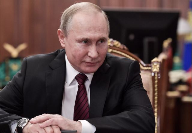 Πούτιν: Κρίσιμες οι επόμενες εβδομάδες στη μάχη κατά του κορονοϊού