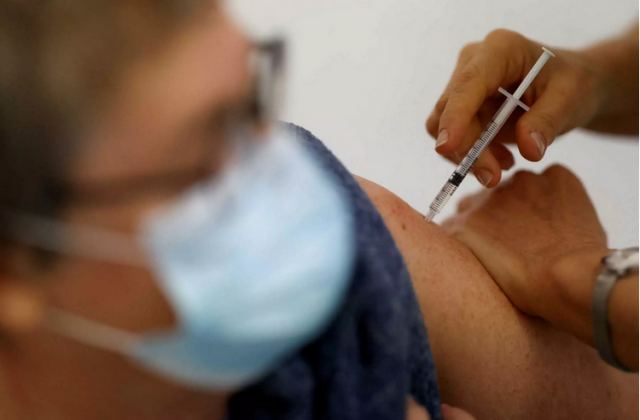 Κορωνοϊός – Ιταλία: Ξεκινά η χορήγηση της 4ης δόσης εμβολίου στους άνω των 60 ετών